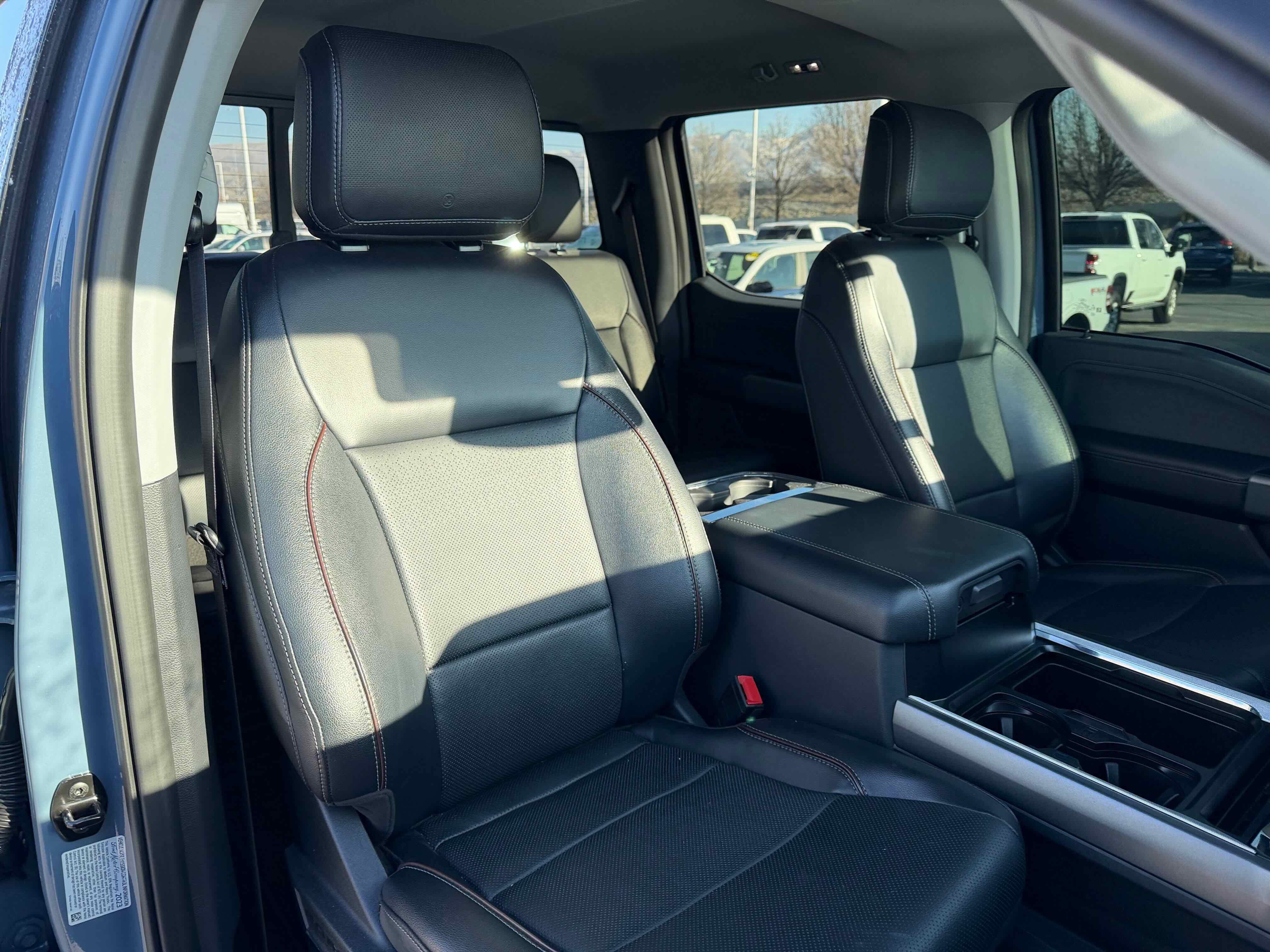 Certified 2023 Ford F350 Lariat w/ Lariat Ultimate Package image 32