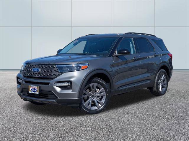 Certified 2023 Ford Explorer XLT w/ Equipment Group 202A