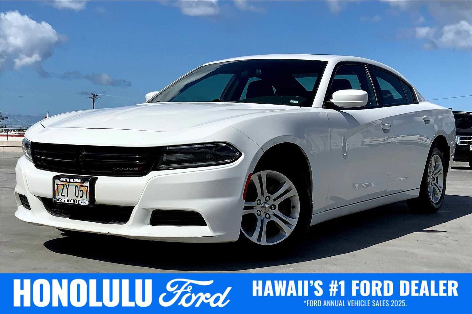 Used 2021 Dodge Charger SXT w/ Leather Interior Group image 6