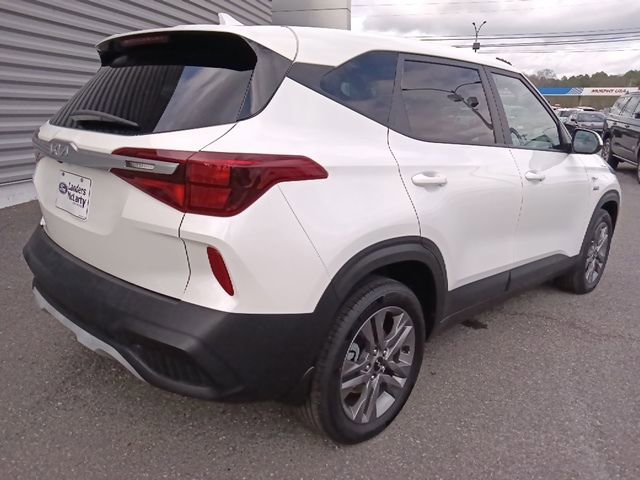 Used 2023 Kia Seltos LX image 5
