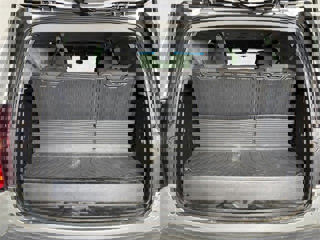 Used 2018 Chevrolet Tahoe LS image 16