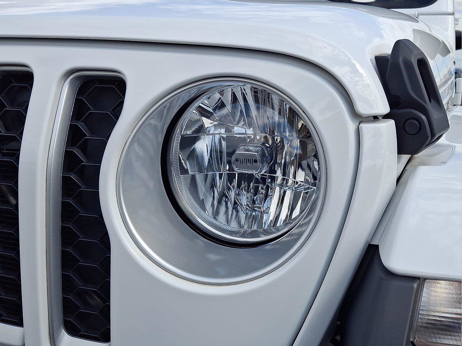 Used 2022 Jeep Gladiator Overland w/ Popular Equipment Package AWD/4WD image 26