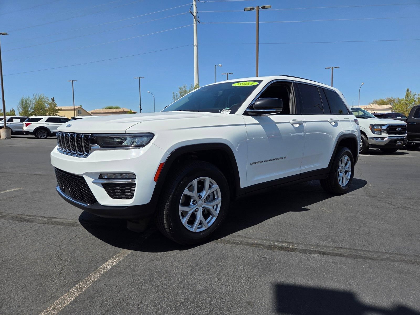 Used 2023 Jeep Grand Cherokee Limited RWD image 2
