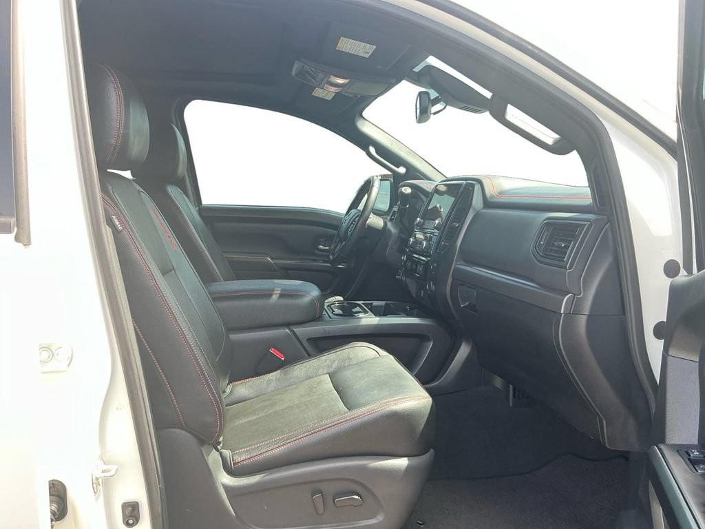 Used 2021 Nissan Titan PRO-4X w/ Pro-4x Convenience Package AWD/4WD image 22