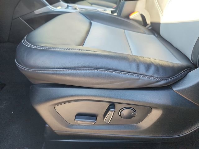 Certified 2023 Ford Explorer XLT w/ Equipment Group 202A image 23