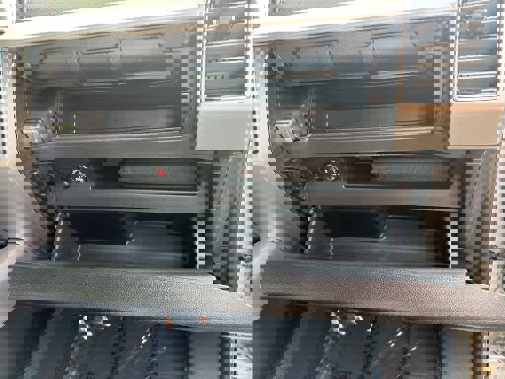 Certified 2019 Ford F250 Platinum w/ Platinum Ultimate Package image 15