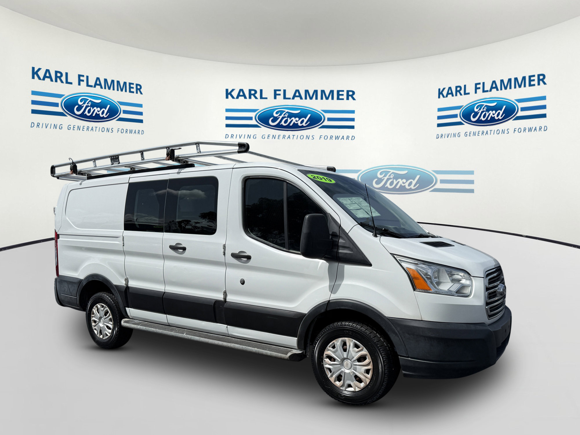 Certified 2019 Ford Transit 250 130 Low Roof w/ Exterior Upgrade Package RWD image 1