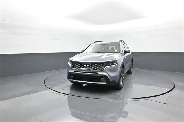 Used 2023 Kia Sorento X-Line EX image 3