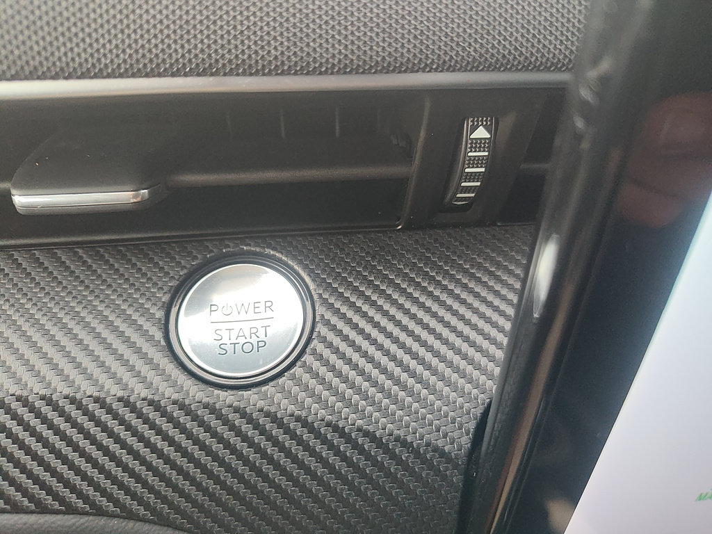 Certified 2025 Ford Mustang Mach-E Select RWD image 15
