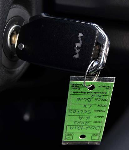 Used 2023 Kia Seltos LX image 34