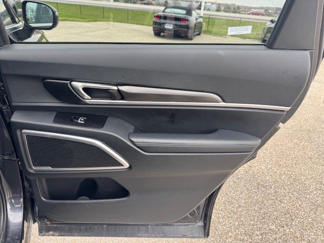 Used 2025 Kia Telluride S AWD/4WD image 35