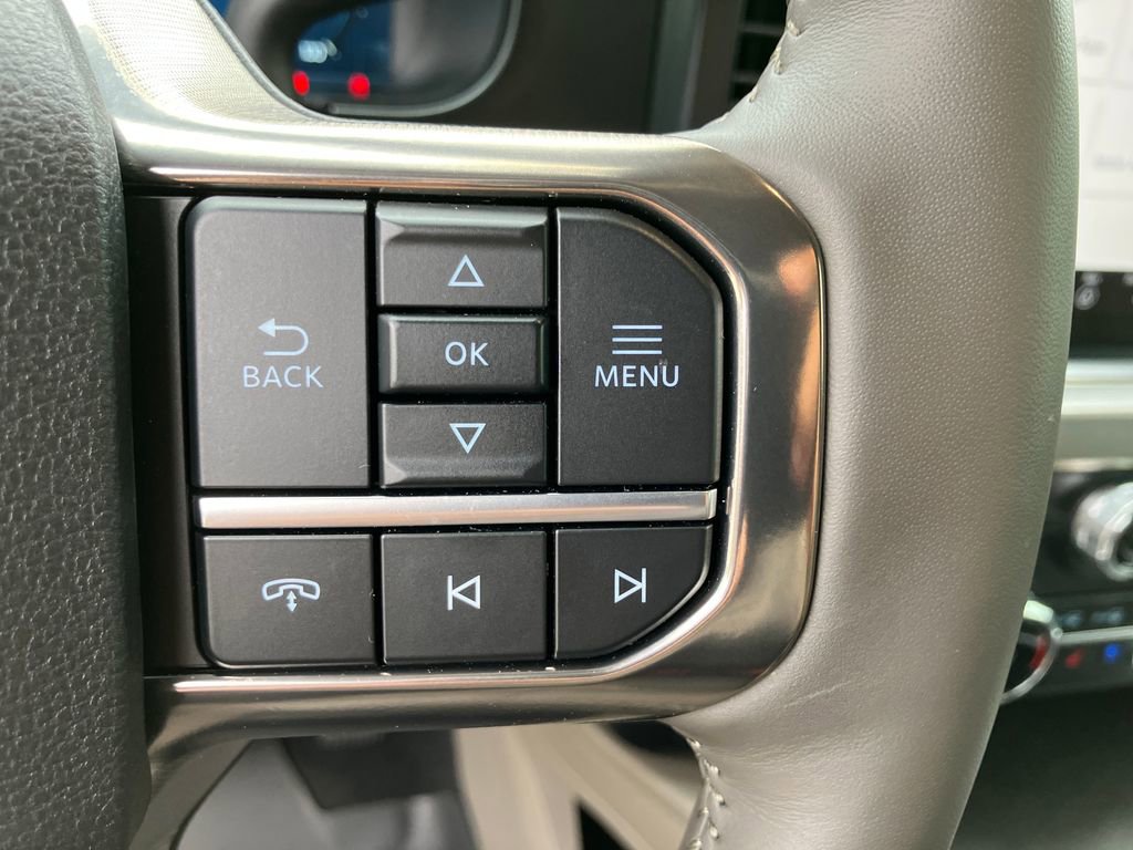 Certified 2026 Ford F350 Platinum w/ Platinum Plus Package image 18