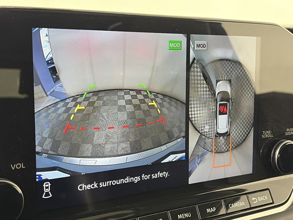 Used 2022 Nissan Rogue Platinum w/ Head-Up Display Package image 20