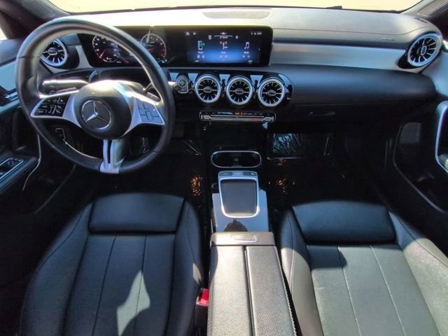 Used 2025 Mercedes-Benz CLA 250 4MATIC image 14