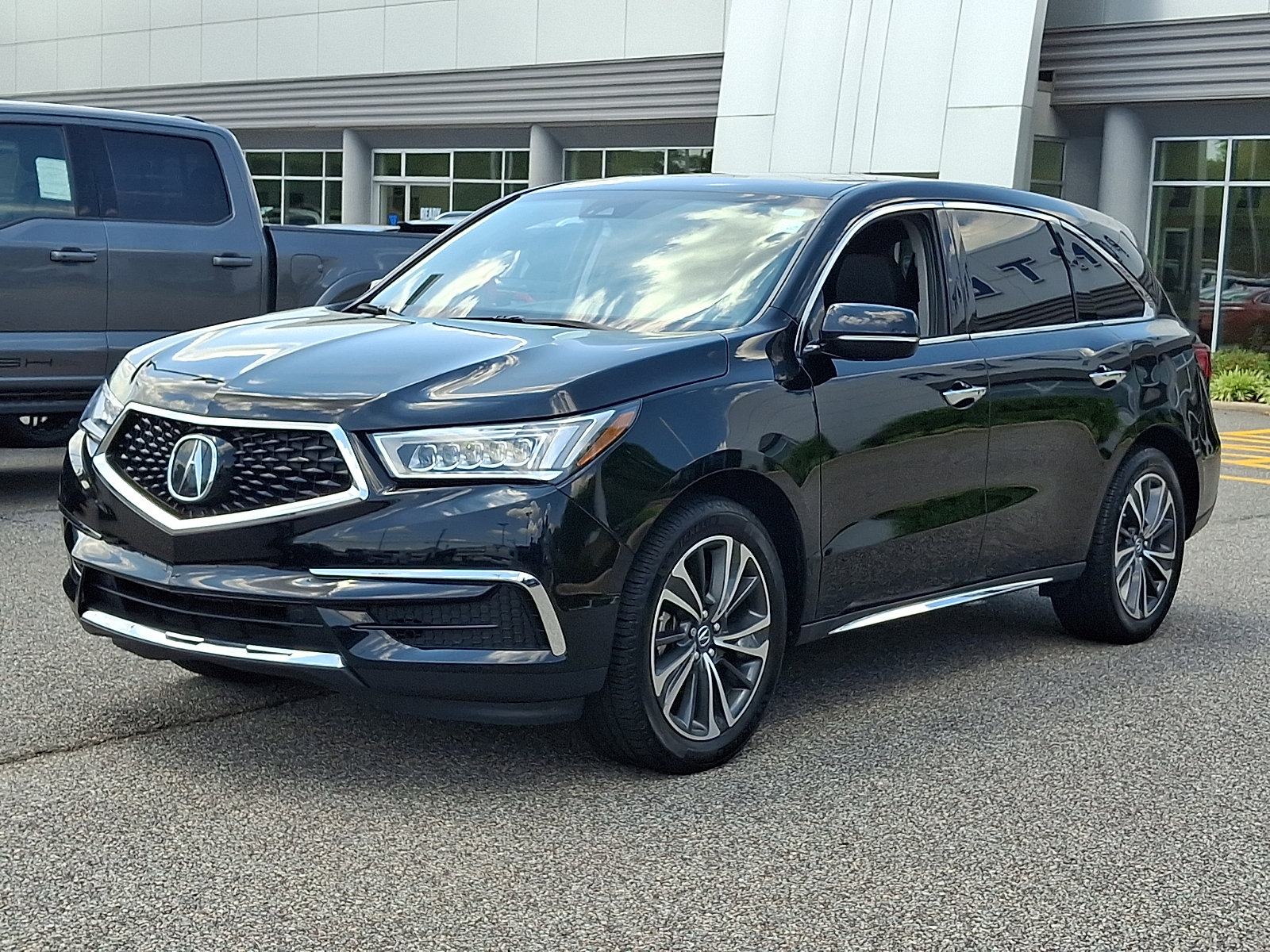 Used 2020 Acura MDX SH-AWD w/ Technology Package image 5
