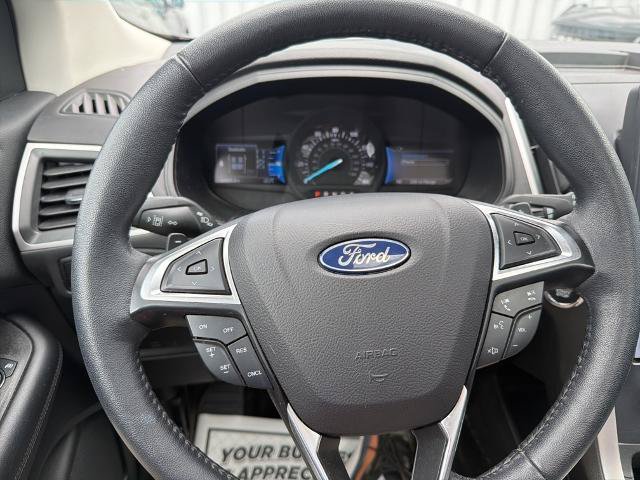 Certified 2023 Ford Edge SEL w/ Convenience Package AWD/4WD image 9