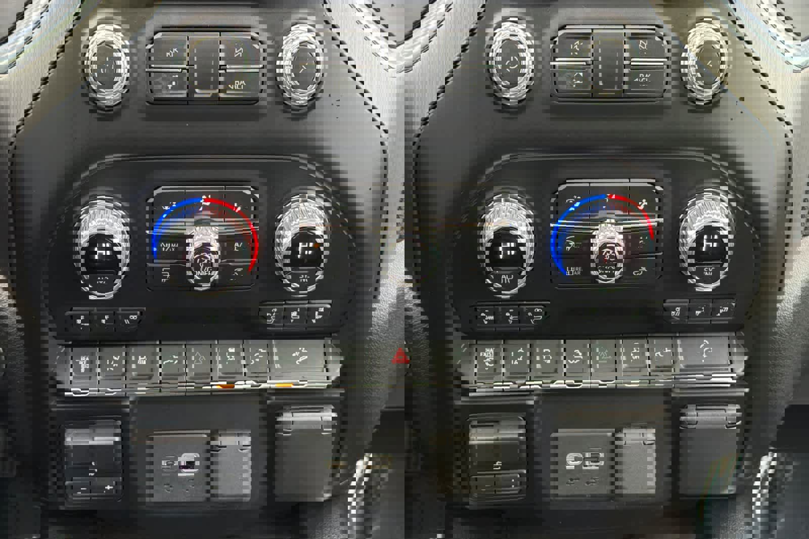 Used 2020 GMC Sierra 2500 Denali w/ Denali Ultimate Package image 18