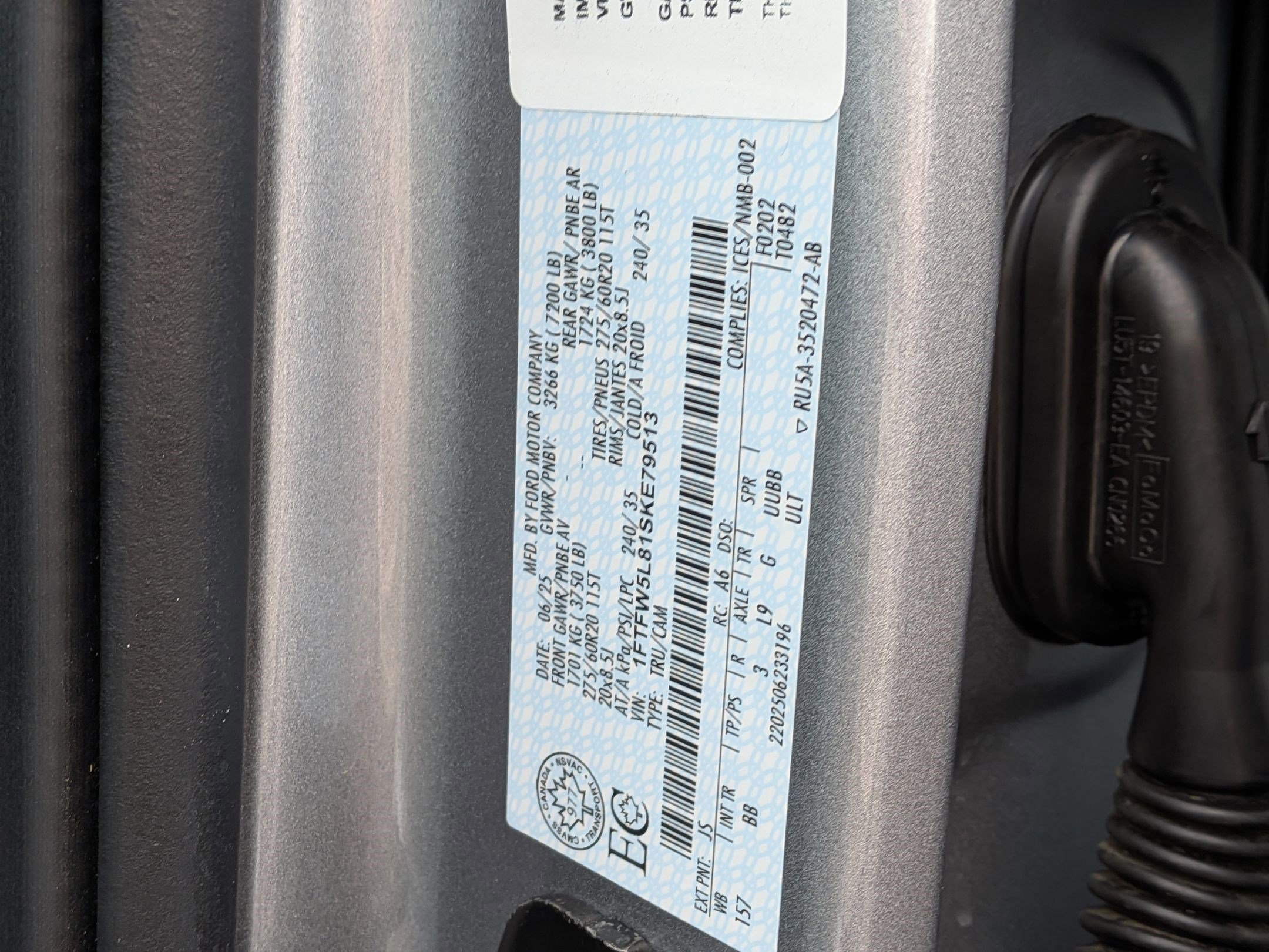 Certified 2025 Ford F150 Lariat w/ FX4 Off-Road Package AWD/4WD image 36