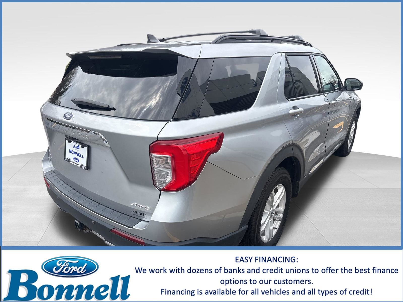 Certified 2021 Ford Explorer XLT w/ Equipment Group 202A image 5