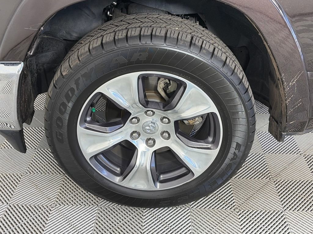 Used 2019 RAM 1500 Laramie image 8