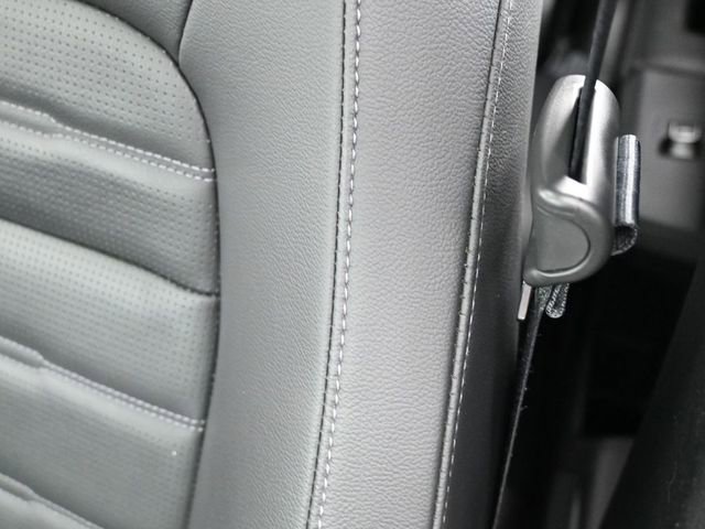 Used 2025 Honda CR-V EX-L image 13