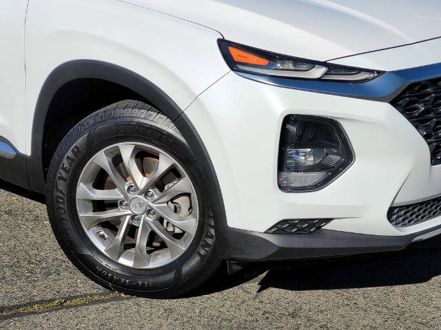Used 2019 Hyundai Santa Fe SE image 9