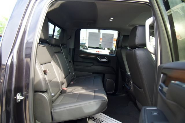 Used 2024 GMC Sierra 1500 Denali w/ Technology Package AWD/4WD image 32