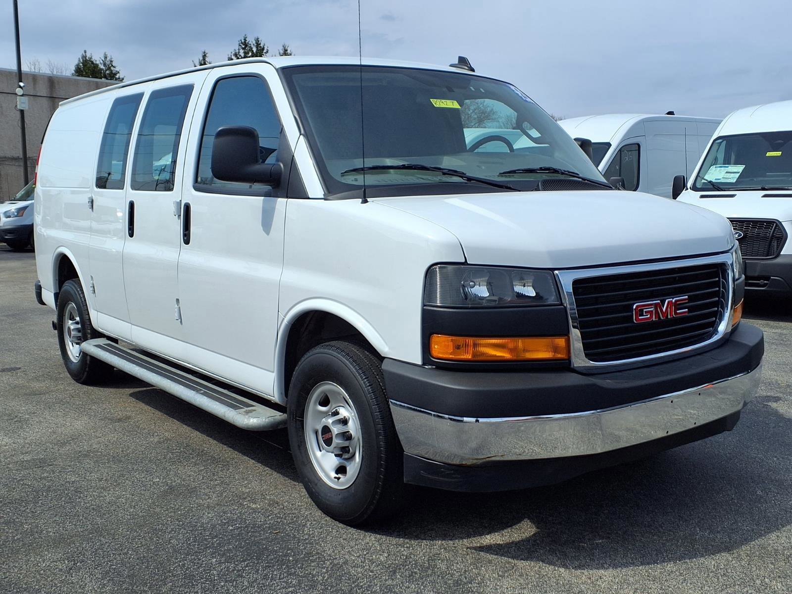 Used 2024 GMC Savana 2500 w/ Driver Convenience Package image 6