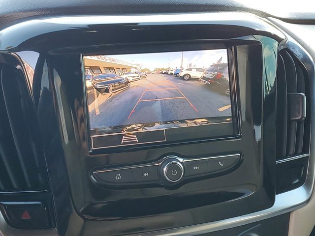 Used 2023 Chevrolet Traverse LS image 25