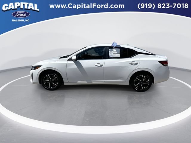 Used 2025 Nissan Sentra SV FWD image 5