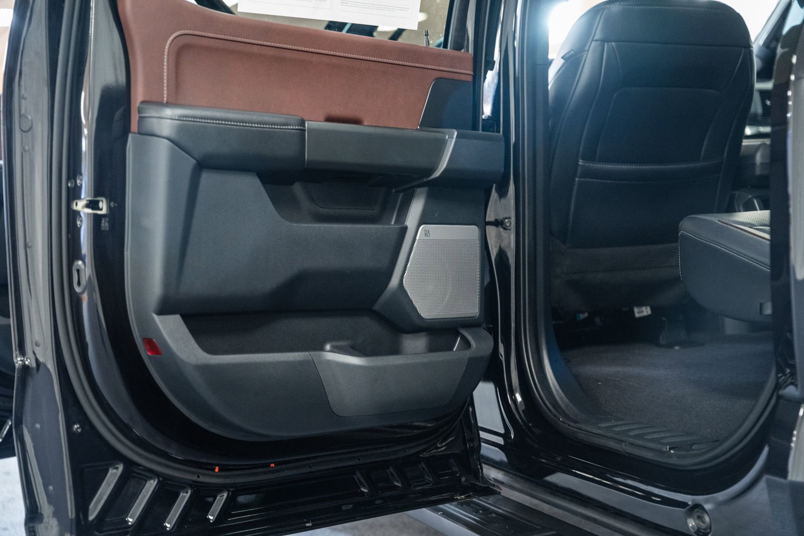 Certified 2023 Ford F150 Lariat w/ Equipment Group 502A High image 46