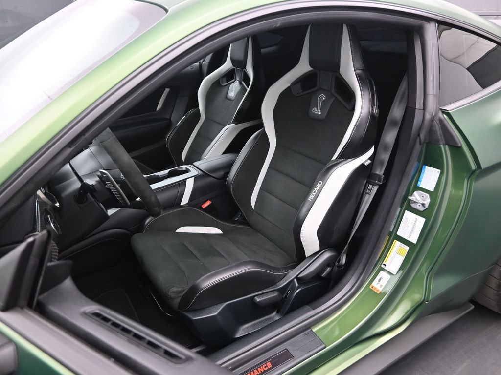 Certified 2022 Ford Mustang Shelby GT500 w/ Carbon Fiber Track Pack image 36