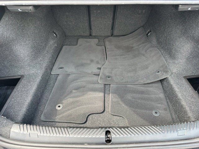 Used 2025 BMW 530i xDrive AWD/4WD image 10