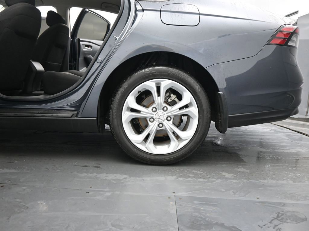 Used 2023 Honda Accord LX image 45