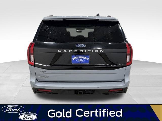 Certified 2025 Ford Expedition Active AWD/4WD image 6