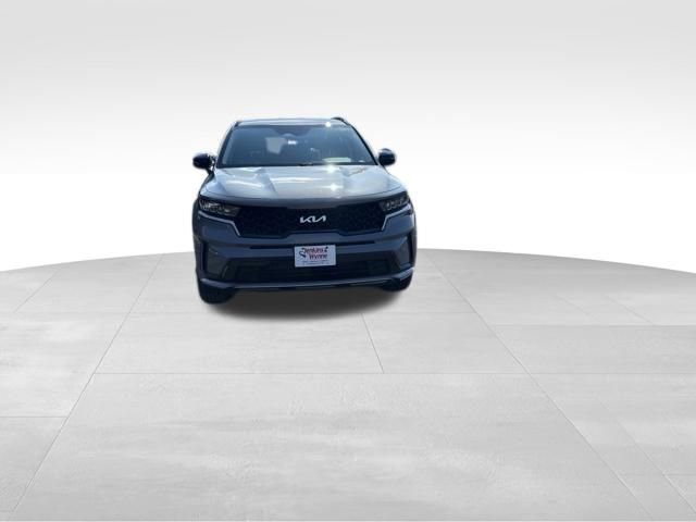 Used 2023 Kia Sorento S image 7