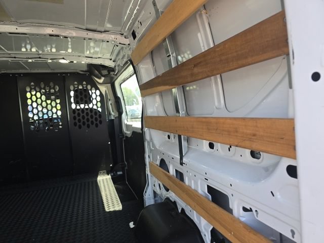 Certified 2025 Ford Transit 250 Low Roof w/ Exterior Upgrade Package RWD image 4