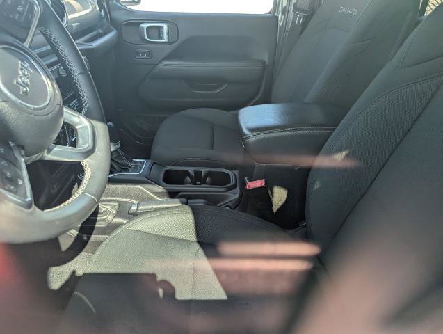 Used 2019 Jeep Wrangler Unlimited Sahara AWD/4WD image 8