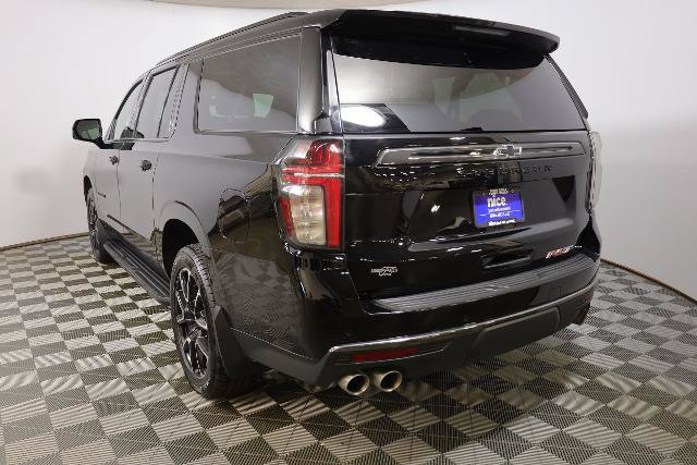 Used 2022 Chevrolet Suburban RST w/ Sport Performance Package AWD/4WD image 8