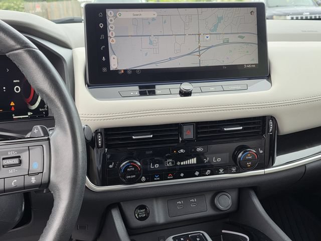 Used 2024 Nissan Rogue SL w/ SL Premium Package FWD image 9