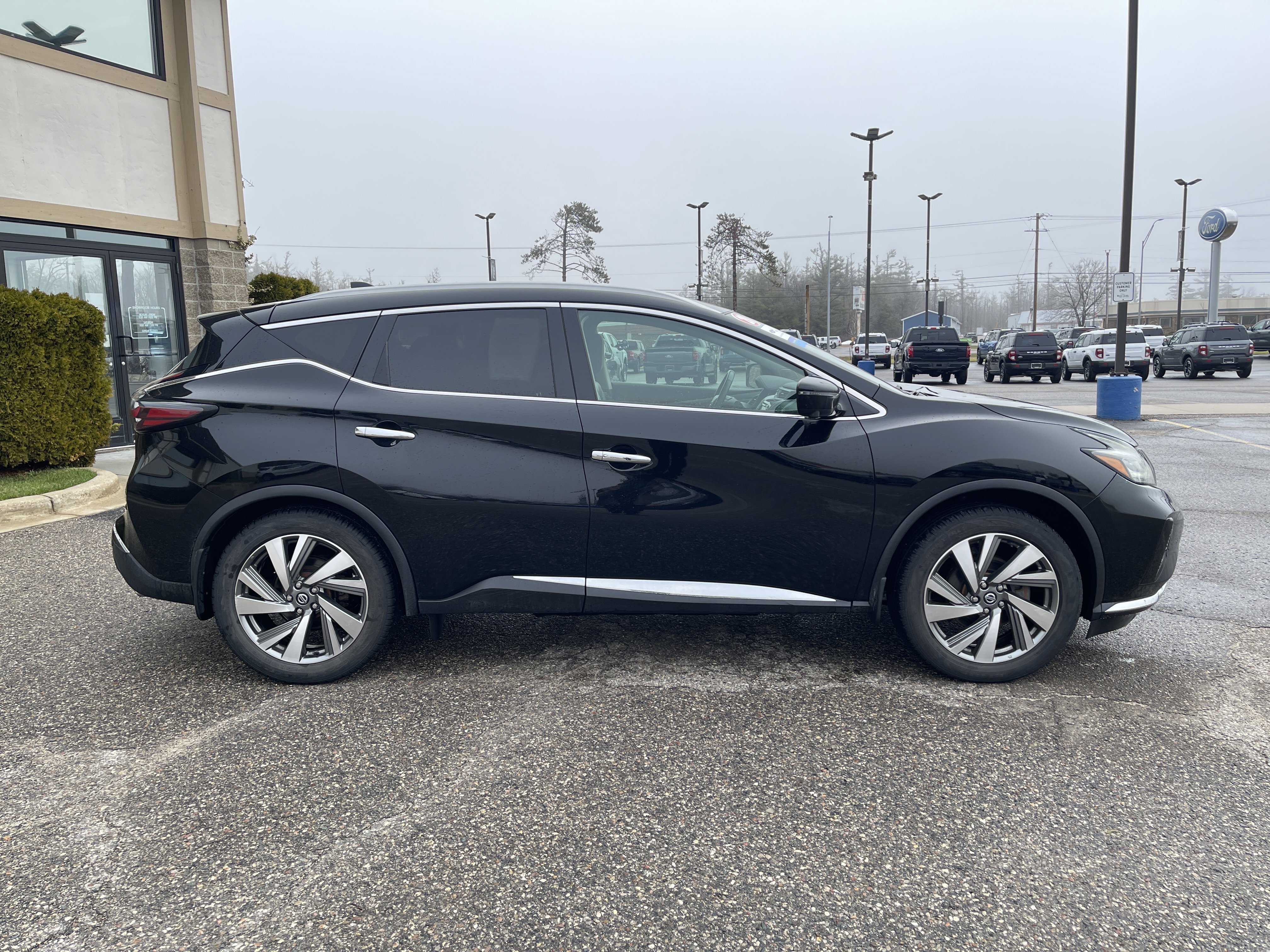 Used 2020 Nissan Murano SL image 2