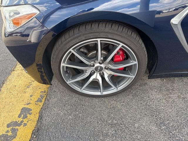 Used 2019 Genesis G70 3.3T Advanced w/ Elite Package RWD image 2