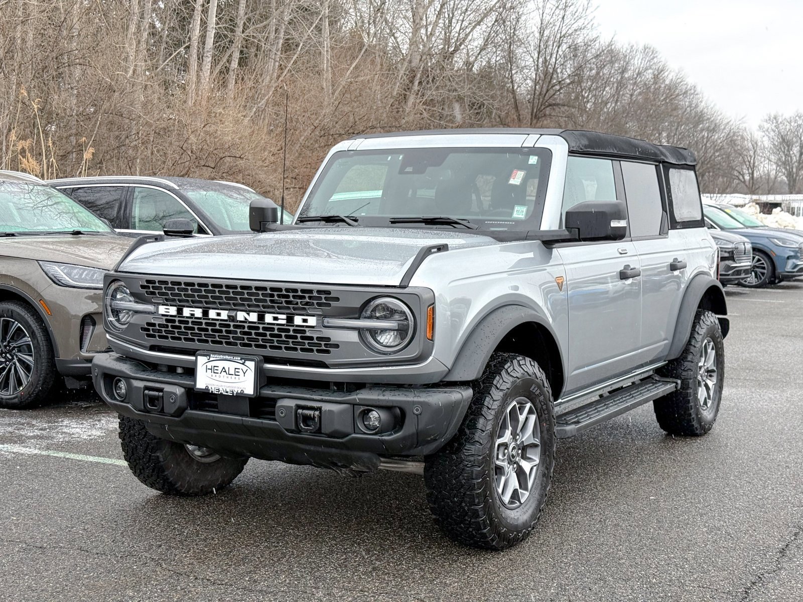Certified 2023 Ford Bronco Badlands image 7