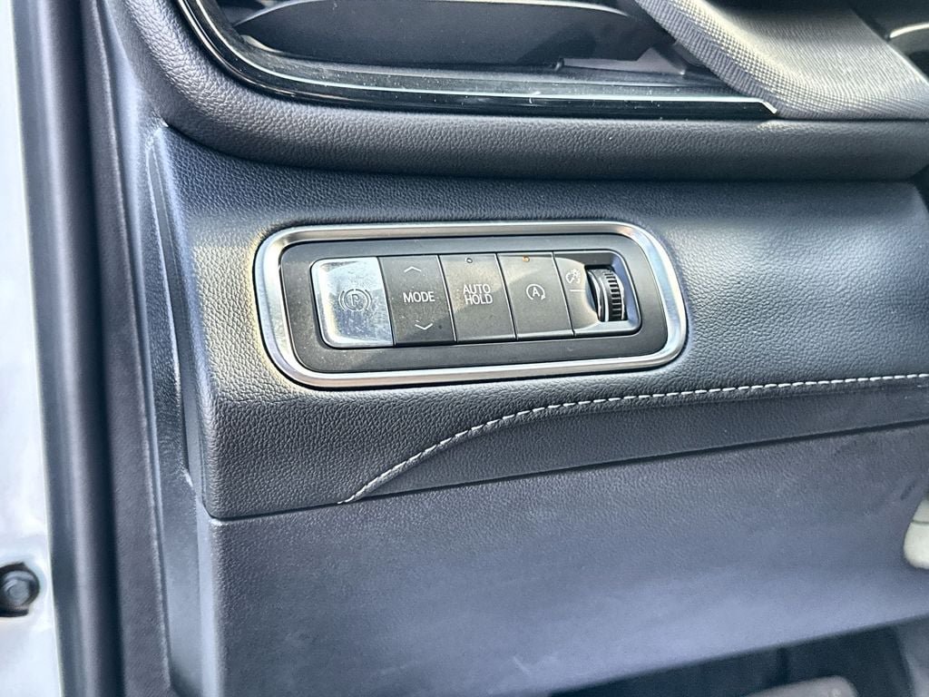 Used 2026 Buick Enclave Sport Touring FWD image 6