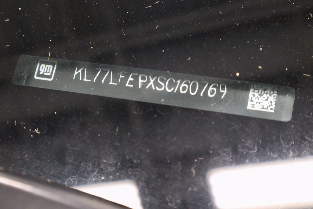 Used 2025 Chevrolet Trax LS FWD image 33