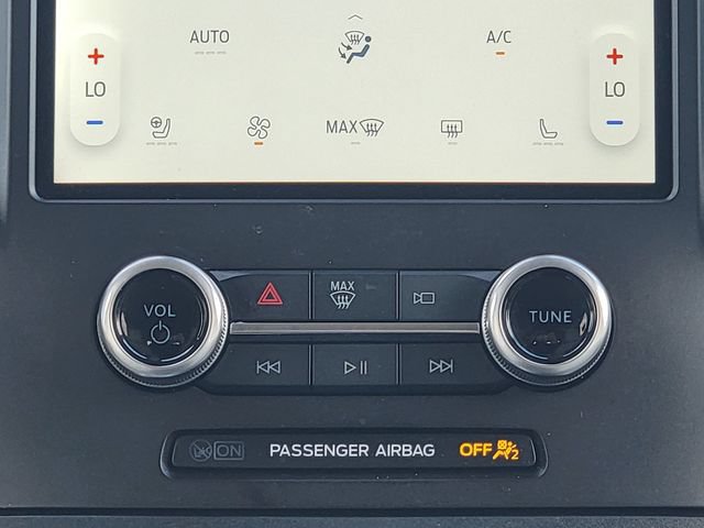 Certified 2021 Ford Edge Titanium AWD/4WD image 29