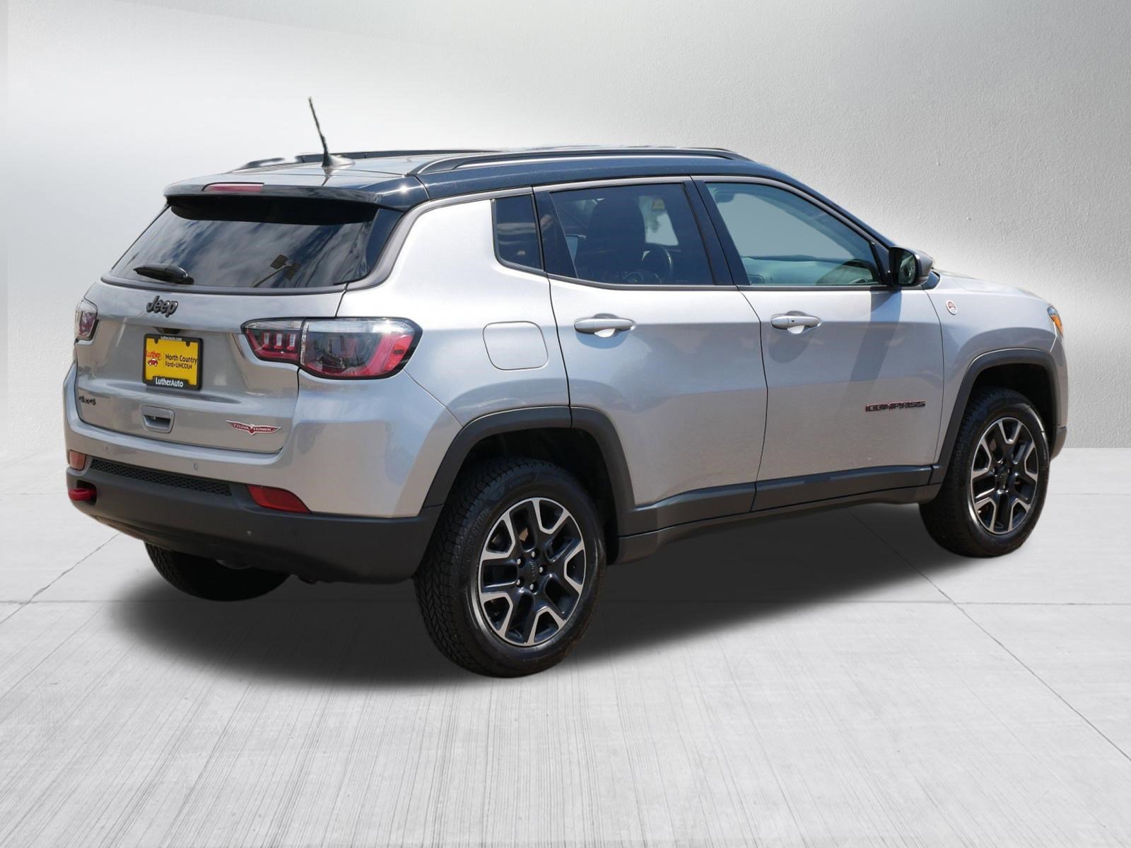 Used 2019 Jeep Compass Trailhawk w/ Safety & Security Group AWD/4WD image 7