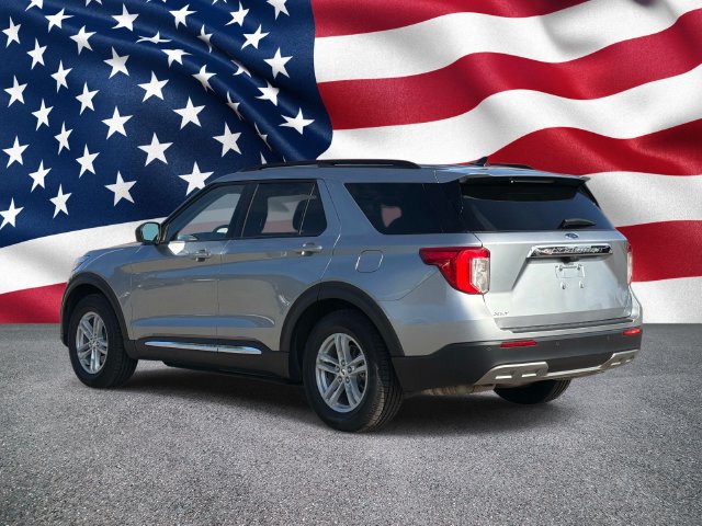 Certified 2024 Ford Explorer XLT w/ Equipment Group 202A RWD image 10