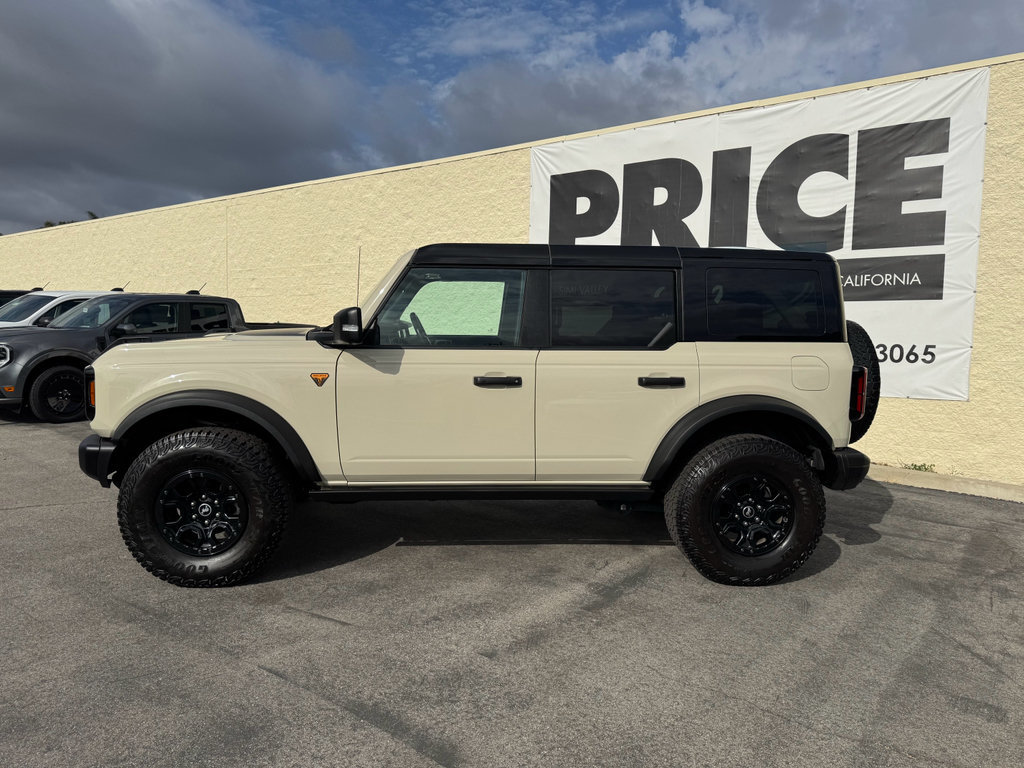 Certified 2025 Ford Bronco Badlands AWD/4WD image 8