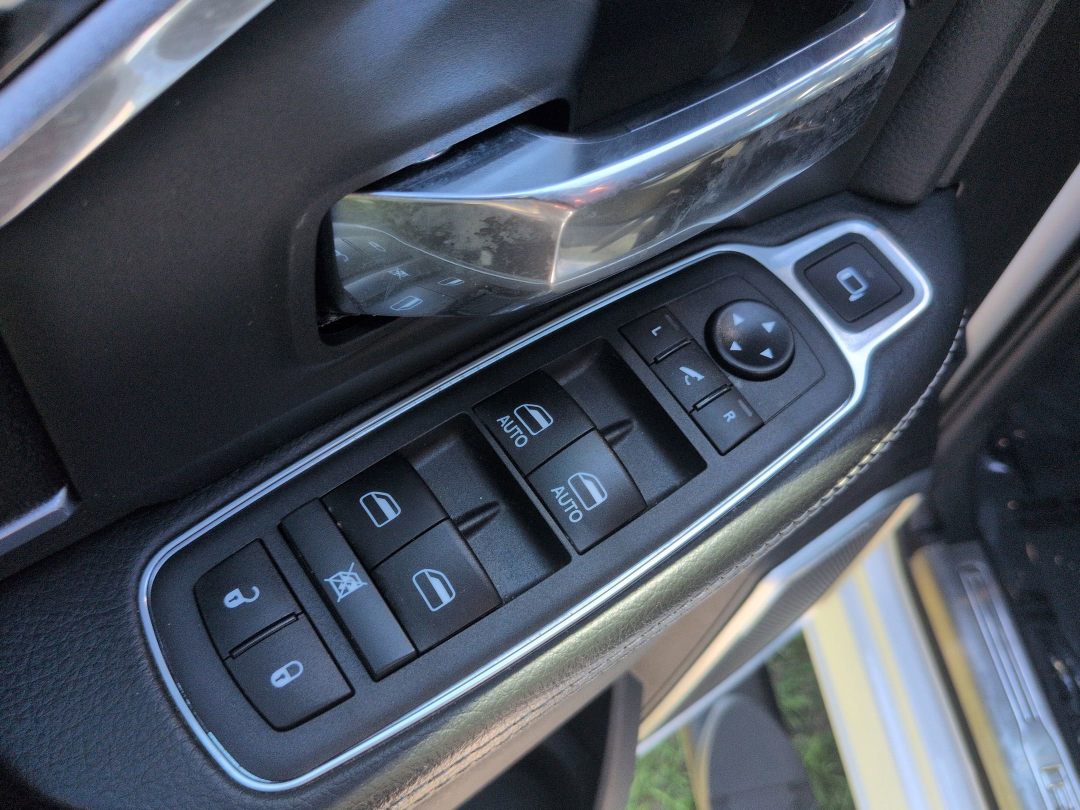 Used 2021 RAM 3500 Laramie AWD/4WD image 14